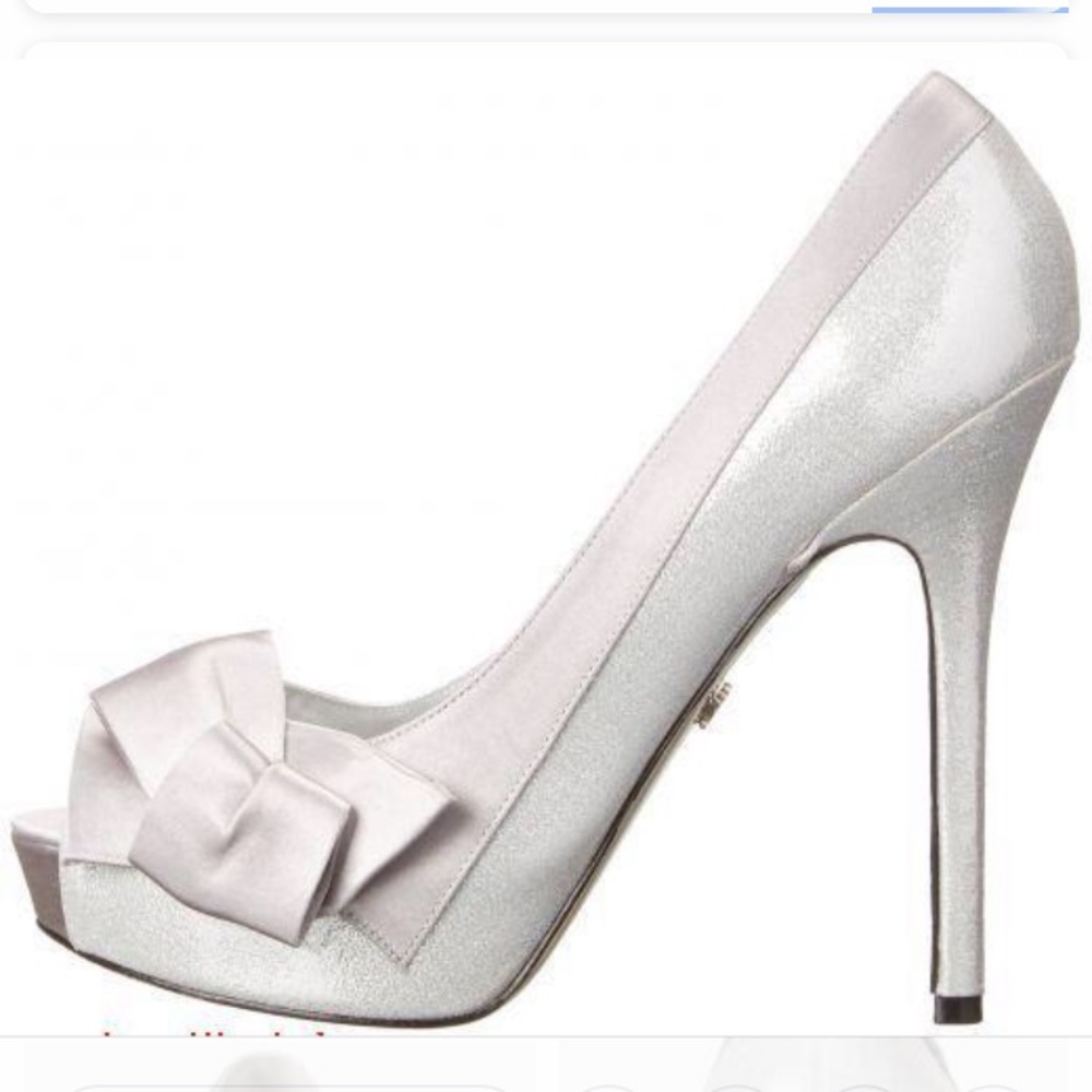Nina silver heels!